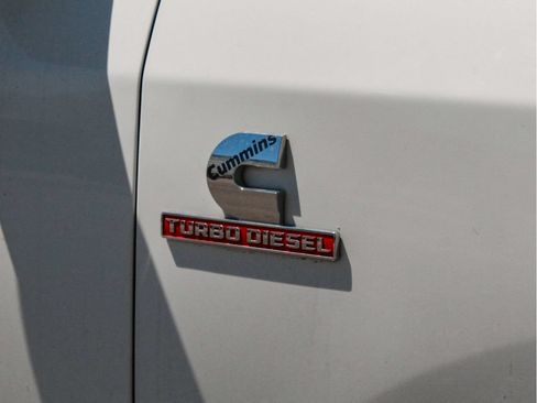 Used 2024 RAM 3500 Big Horn AWD/4WD image 5