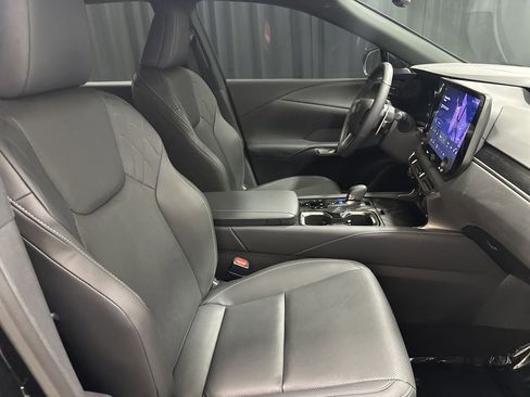 Used 2024 Lexus RX 350 Premium w/ Accessory Package (Z1) AWD/4WD image 33