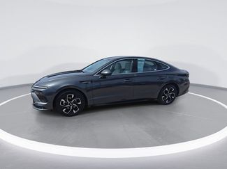 Certified 2025 Hyundai Sonata SEL AWD/4WD video 4