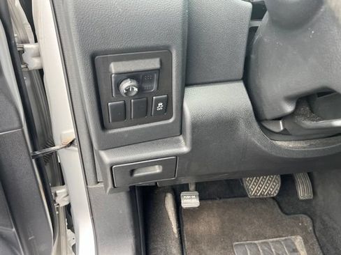 Used 2014 Nissan Rogue S w/ Convenience Package FWD image 28