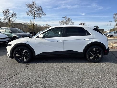 New 2026 Hyundai Ioniq 5 SEL image 4