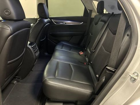 Used 2019 Cadillac XT5 Premium Luxury FWD image 26