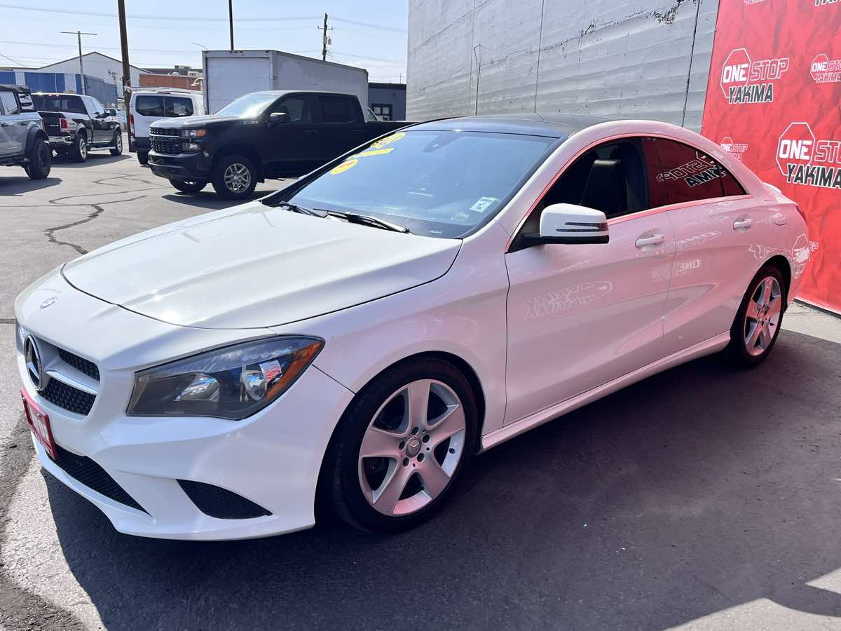 Used 2017 Mercedes-Benz CLA 250 4MATIC image 3