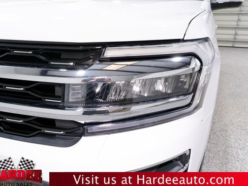 Used 2022 Ford Expedition Max Limited image 8