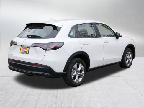 Certified 2025 Honda HR-V LX image 7