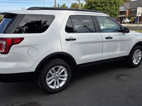 Used 2017 Ford Explorer 4WD image 7