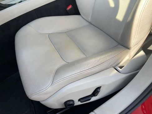 Used 2019 Volvo S60 T5 Momentum w/ Premium Package image 17