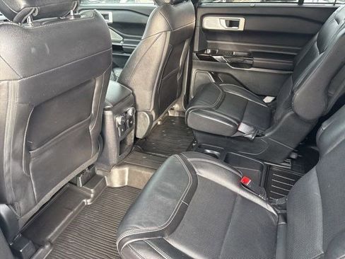 Used 2021 Ford Explorer ST w/ ST Street Pack image 36