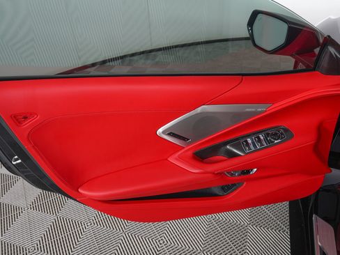 Used 2023 Chevrolet Corvette Stingray Premium Conv w/ Z51 Performance Package RWD image 15