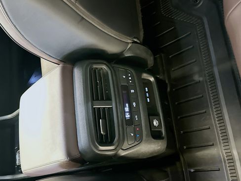 Used 2024 Honda Pilot Elite image 27