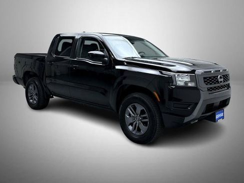Certified 2025 Nissan Frontier SV AWD/4WD image 3