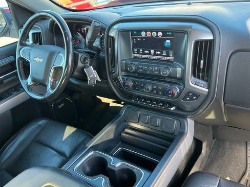 Used 2018 Chevrolet Silverado 1500 LTZ Z71 w/ LTZ Plus Package image 18