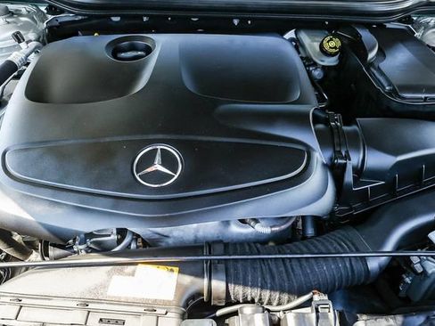 Used 2017 Mercedes-Benz GLA 250 image 12