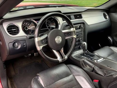 Used 2014 Ford Mustang Premium w/ Comfort Package image 14