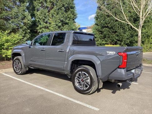 Certified 2024 Toyota Tacoma TRD Sport AWD/4WD image 9