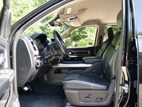 Used 2022 RAM 2500 Laramie AWD/4WD image 29