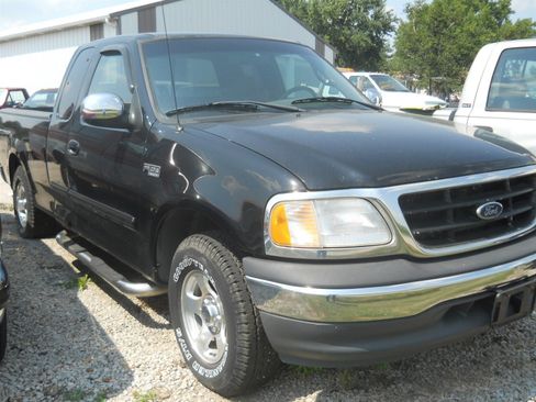 Used 2001 Ford F150 XLT RWD image 6