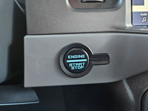 Used 2024 Ford Bronco Everglades image 29