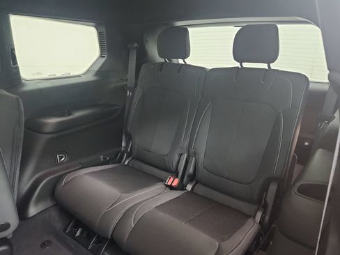 New 2026 Jeep Grand Cherokee L Laredo AWD/4WD image 29