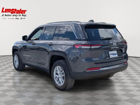 New 2025 Jeep Grand Cherokee Laredo X image 2
