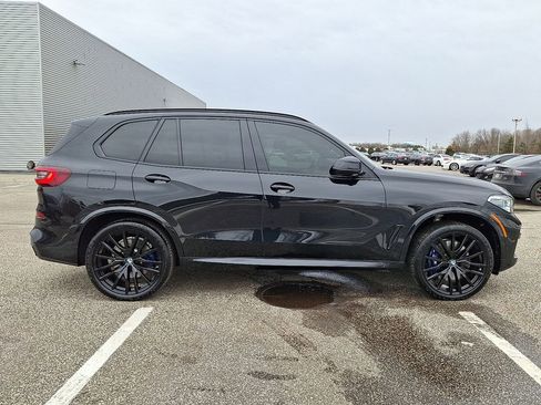 Used 2022 BMW X5 M50i w/ Executive Package image 7