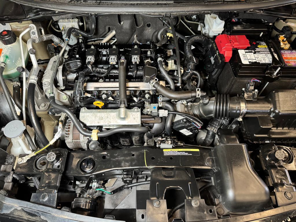 Used 2021 Nissan Versa S FWD image 23
