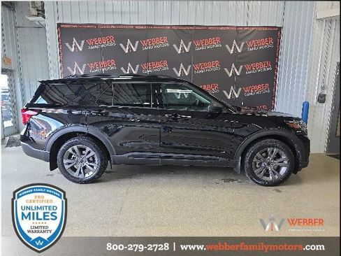 New 2026 Ford Explorer Active w/ Active Comfort Package AWD/4WD image 3
