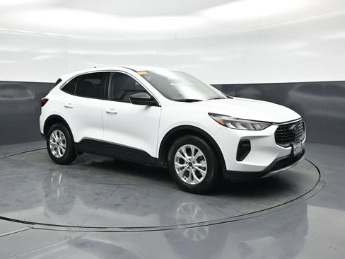 Certified 2023 Ford Escape Active FWD image 41