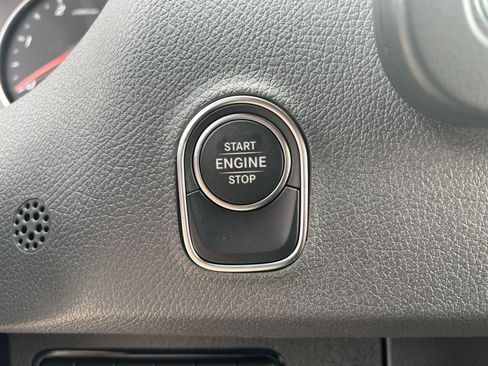 Used 2024 Mercedes-Benz Sprinter 2500 image 45