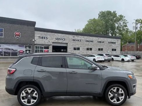 Used 2020 Jeep Compass Limited AWD/4WD image 7