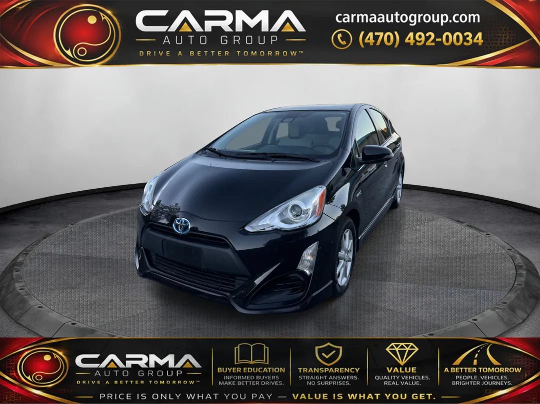 Used 2017 Toyota Prius C One FWD image 1