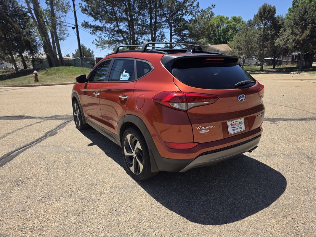 Used 2016 Hyundai Tucson Limited w/ Option Group 03 AWD/4WD image 4