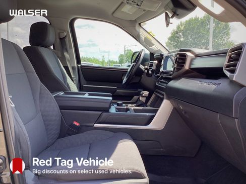 Used 2022 Toyota Tundra SR5 image 12