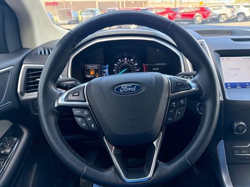 Used 2020 Ford Edge SEL w/ Cold Weather Package AWD/4WD image 18