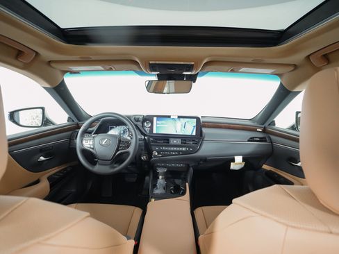 New 2025 Lexus ES 350 w/ Premium Package image 13