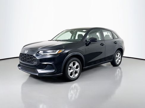 Used 2023 Honda HR-V LX image 4