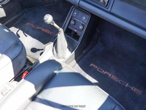 Used 1987 Porsche 911 Carrera RWD image 51