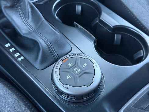 Used 2025 Ford Bronco Big Bend image 34