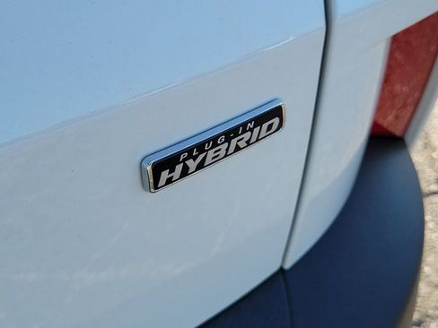 New 2026 Ford Escape SE image 8