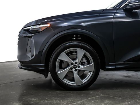 New 2025 Audi Q5 Premium Plus image 10