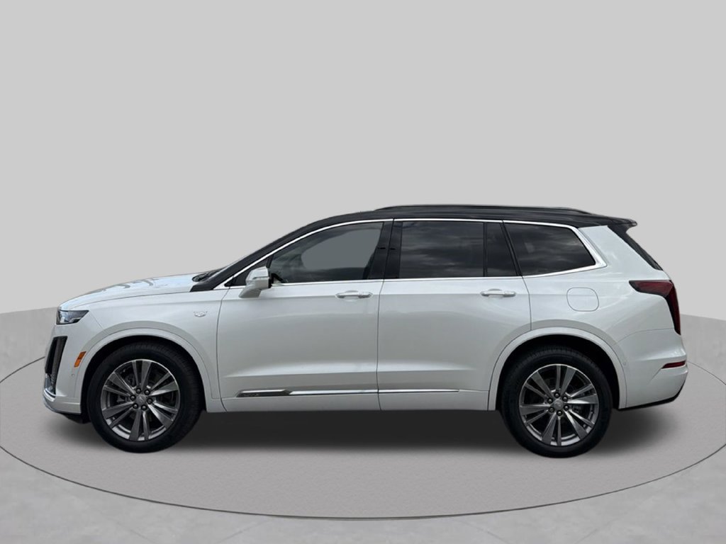 Used 2024 Cadillac XT6 Premium Luxury w/ Technology Package FWD image 9