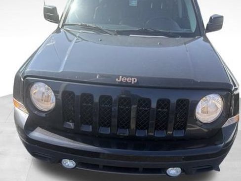 Used 2016 Jeep Patriot 75th Anniversary w/ Power Value Group FWD image 1
