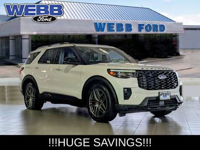 Used 2025 Ford Explorer ST