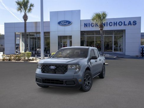 Used 2026 Ford Maverick XLT FWD image 2