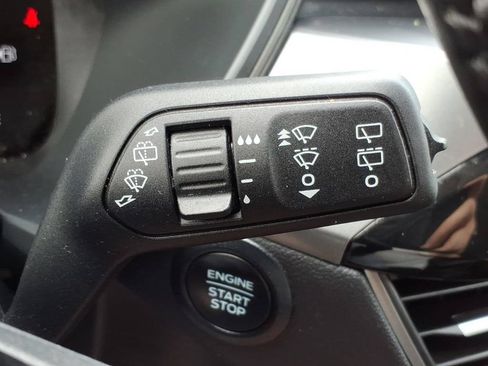 Used 2023 Ford Escape Active AWD/4WD image 25