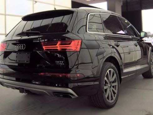 Used 2018 Audi Q7 3.0T Prestige AWD/4WD image 6