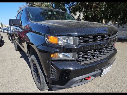 Used 2021 Chevrolet Silverado 1500 Custom Trail Boss AWD/4WD image 2