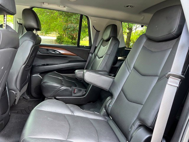 Used 2016 Cadillac Escalade Premium AWD/4WD image 16