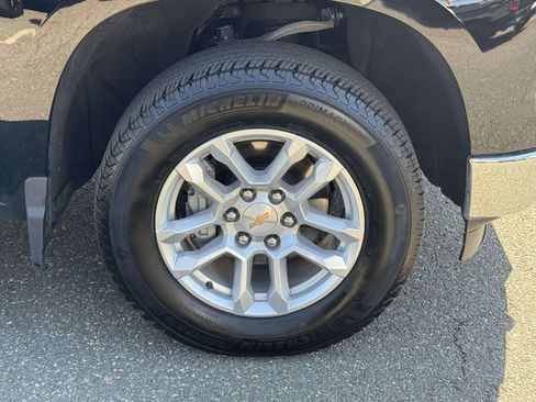 Used 2026 Chevrolet Silverado 1500 LT AWD/4WD image 6