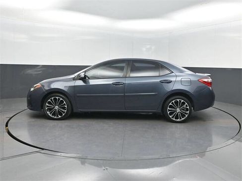 Used 2016 Toyota Corolla S image 2